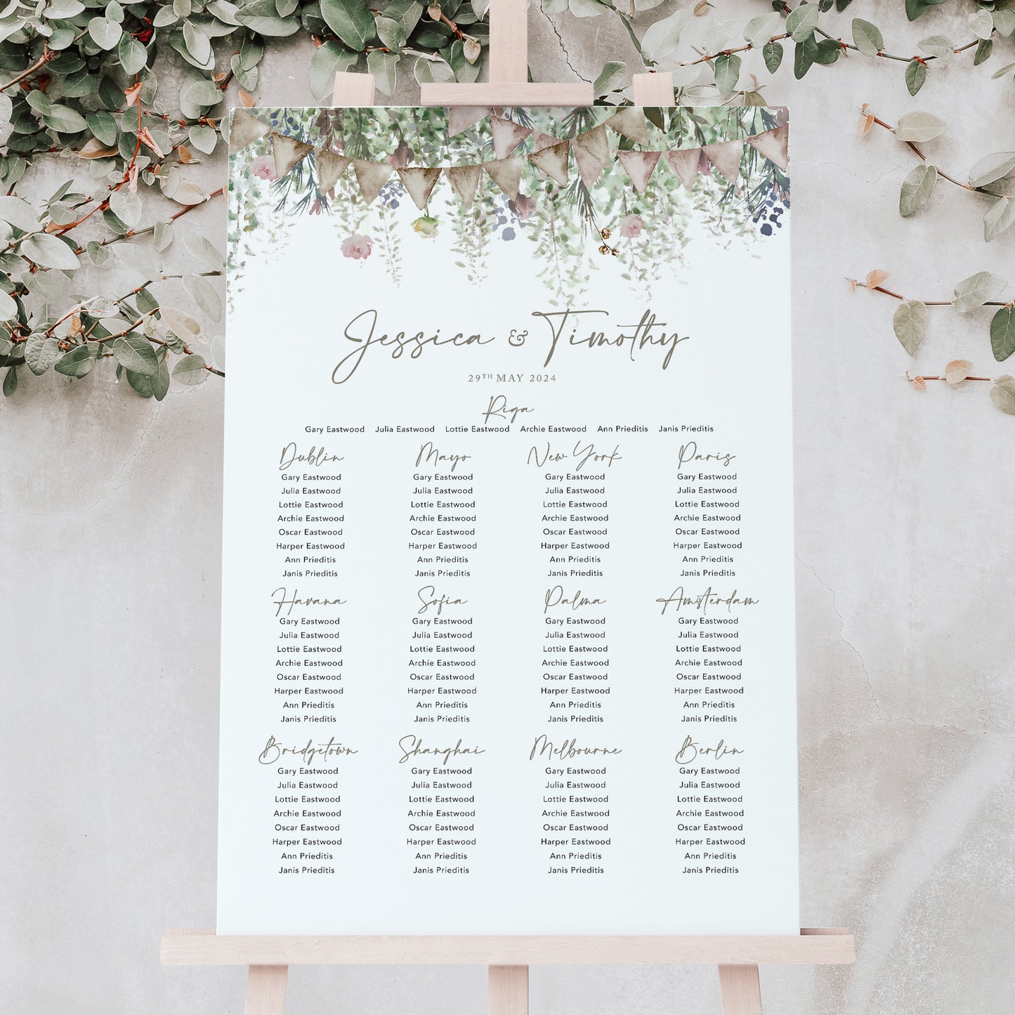 Wedding table plan perfect for a rustic wedding