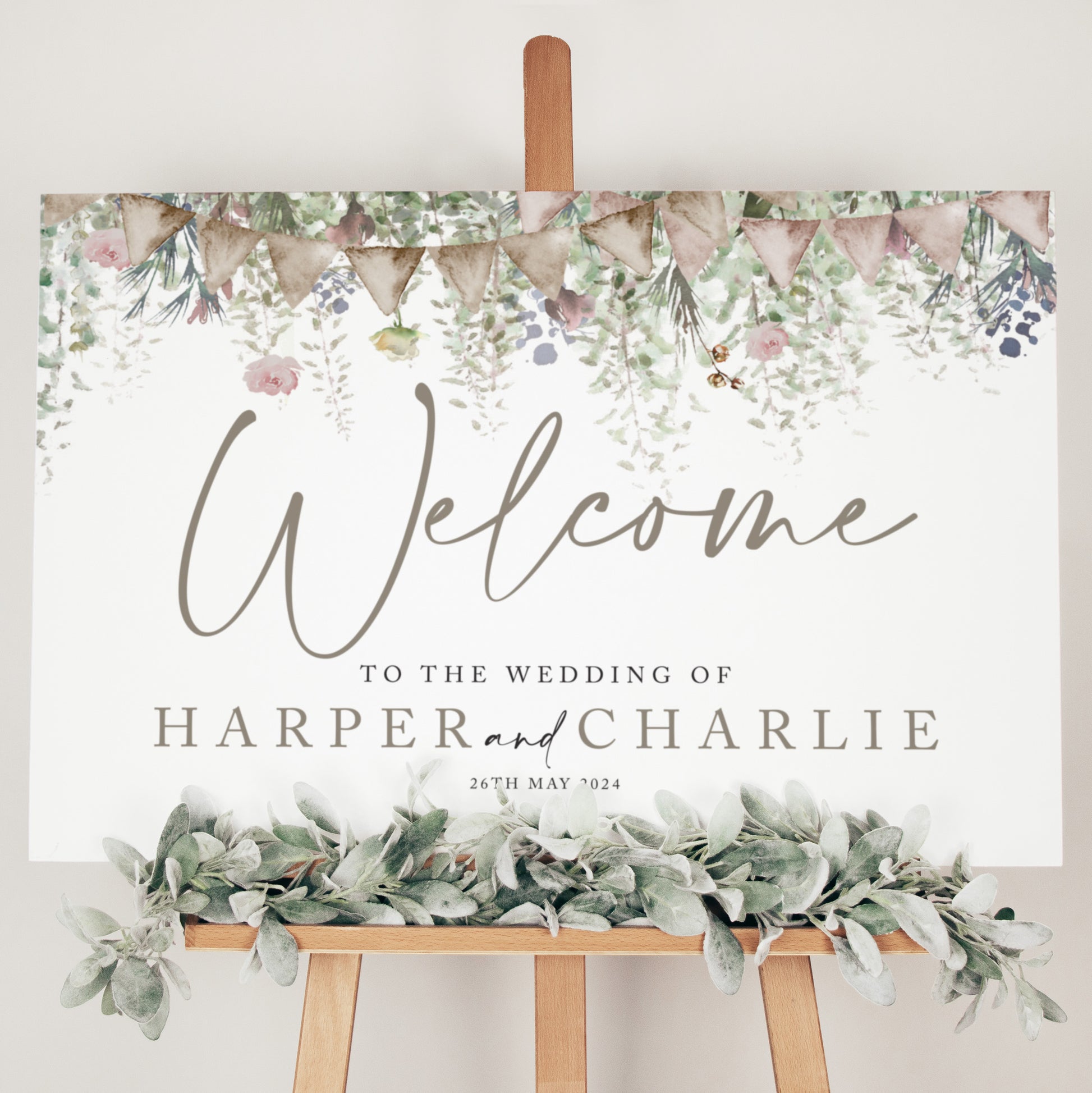 wedding welcome sign for a rustic wedding