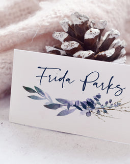 guest place cards for a winter wedding